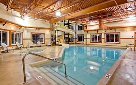 Ramada By Wyndham Ponoka